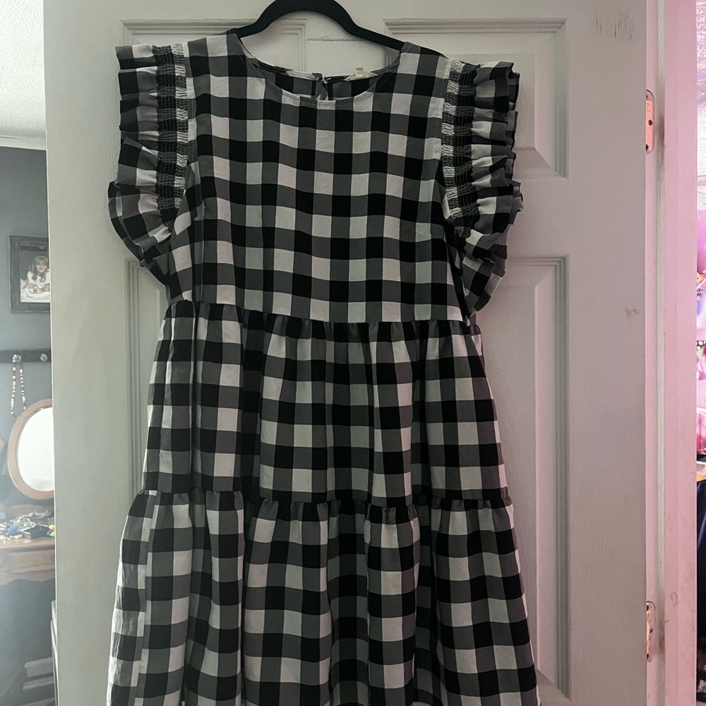 Source Unknown Black & White Gingham Ruffle Sleeve Tiered Mini Dress